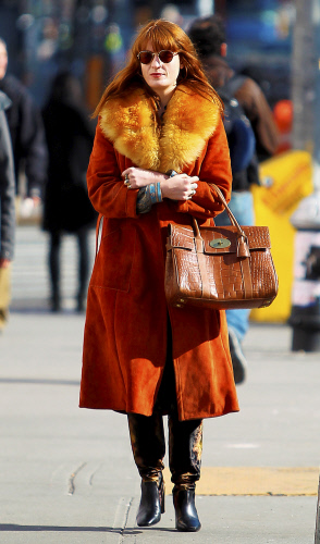 naranja y amarillo
