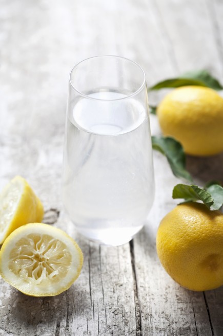Agua con limón