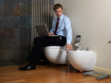 Trucos para ir al baño fuera de casa