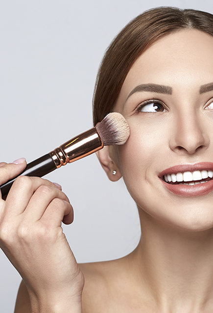 Coloretes líquidos o en crema para resaltar (Istock)