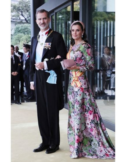 Los Reyes de España, Felipe VI y doña Letizia, en la ceremonia de entronización del emperador japonés Naruhito. (Gtres)