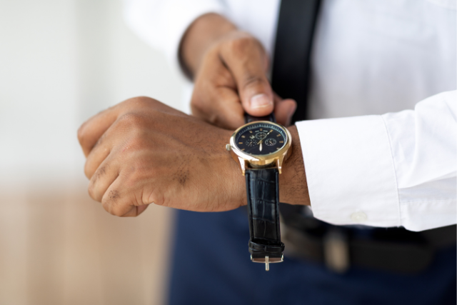 Compra un reloj por el Día del Padre (Envato)