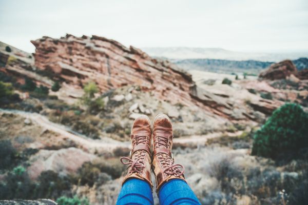 Cuál de estos escenarios te atrae más (Envato)