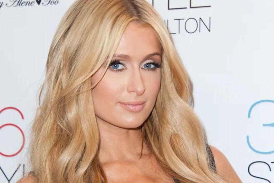 Paris Hilton reacciona indignada a los comentarios sobre la gran cabeza de su hijo (Gtres)