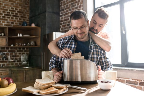 Qué importancia le das al espacio personal en tu relación (Envato)