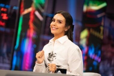 Cristina Pedroche llora recordando su embarazo y da pistas sobre el nombre de su hijo