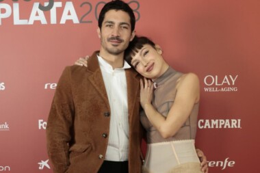 Úrsula Corberó anuncia que está embarazada de su primer hijo con Chino Darín